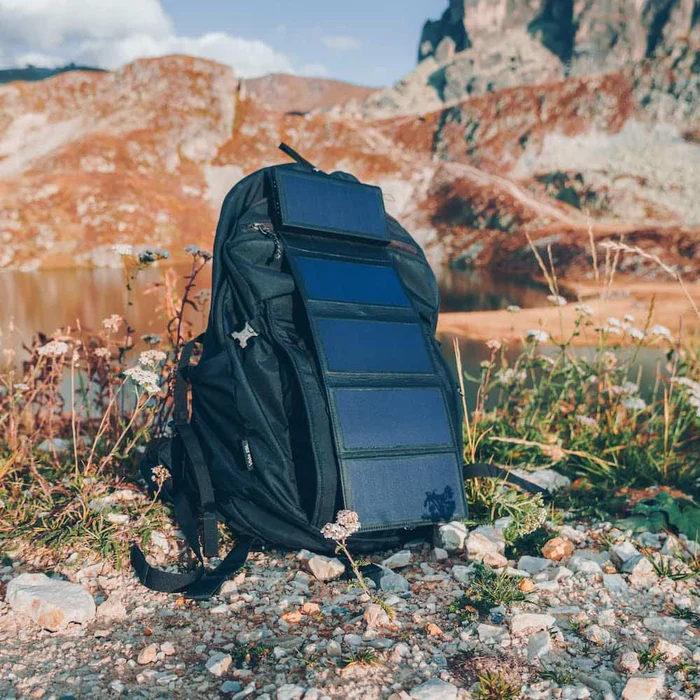 Electron | Batterie solaire portable 8 Watts – Image 13