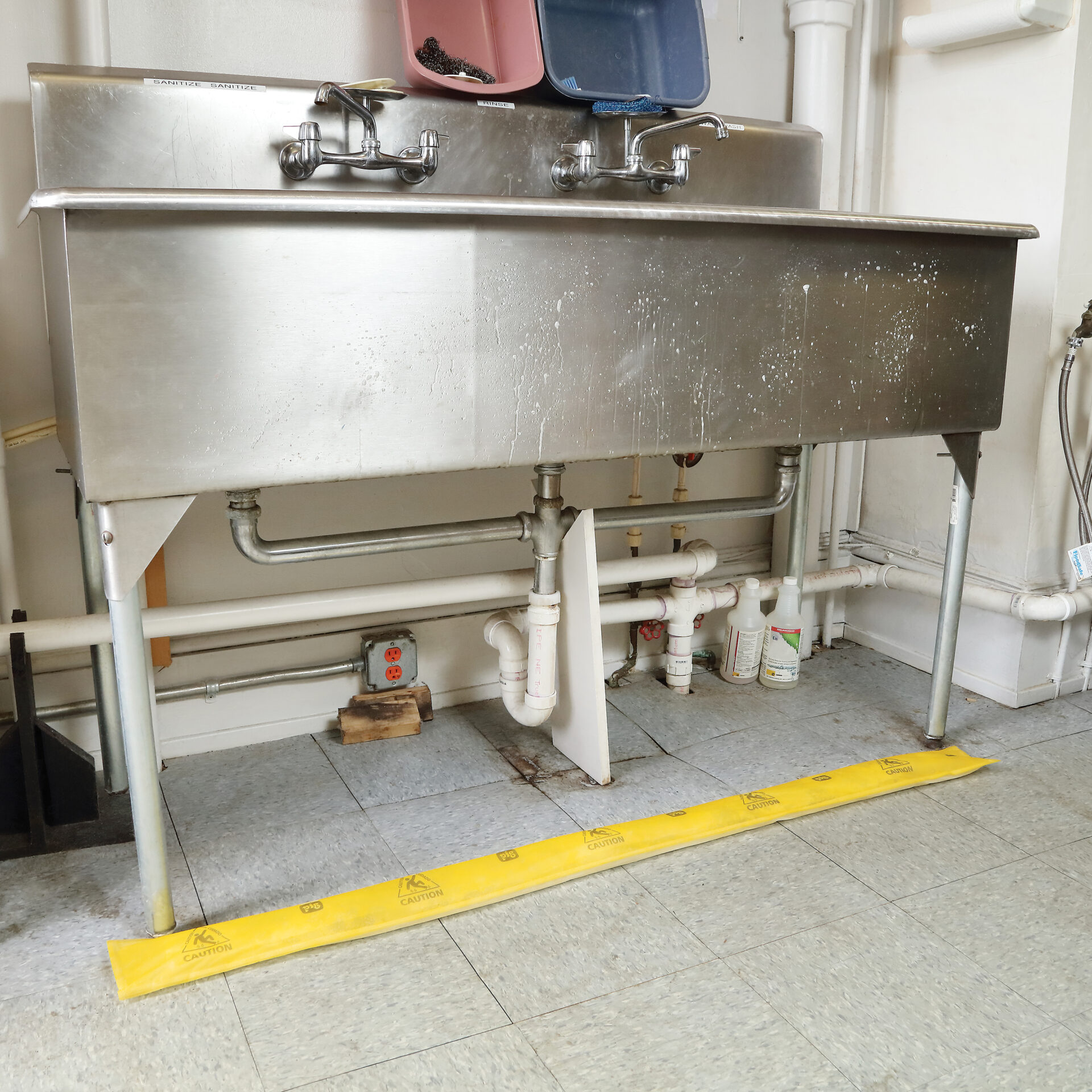 Boudins absorbants Absorb-&-lock pour l’eau NEW PIG® – Image 4